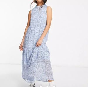 Blue midaxi in ditsy floral print